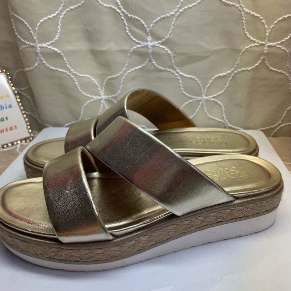 (P3) Franco Sarto gold leather platform sandals, women's size 8 - Picture 9 of 13